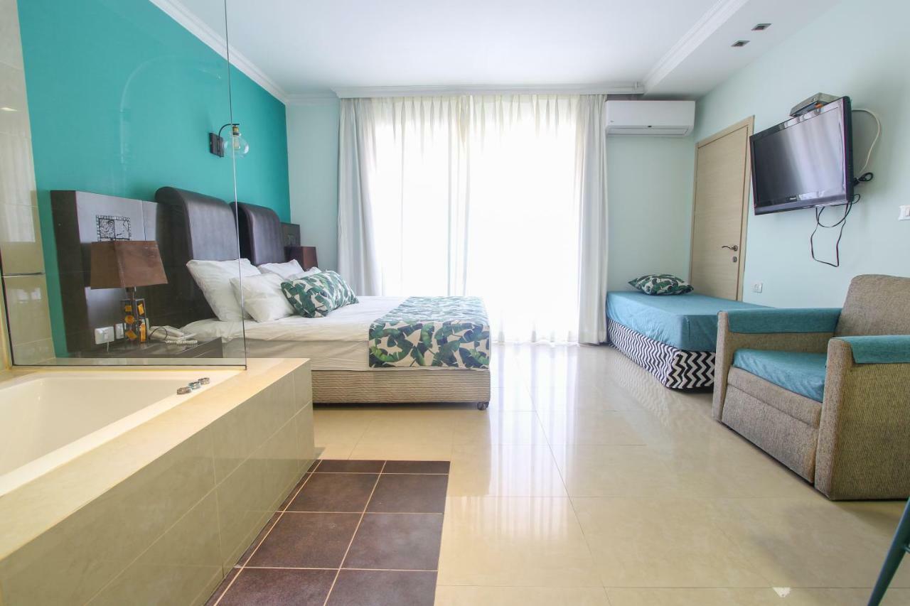 Olive Baywatch Hotel Τελ Αβίβ Εξωτερικό φωτογραφία